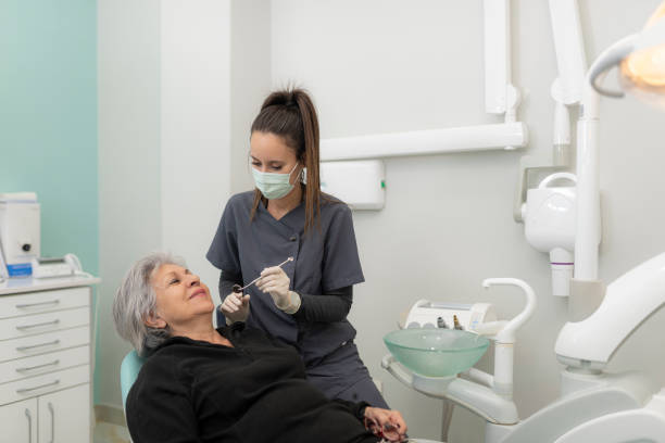 Best Emergency Broken Tooth Repair in Hollywood, FL